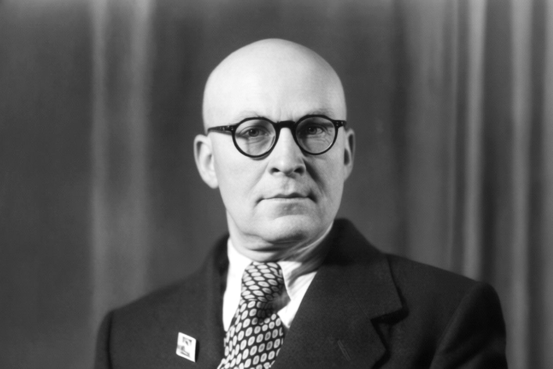 Молок Александр Иванович